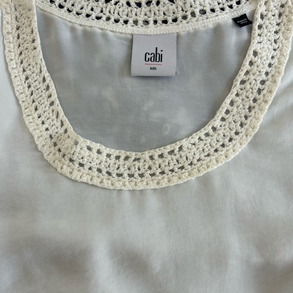 CAbi MARISA BLOUSE CROCHET TRIM - Picture 4 of 6
